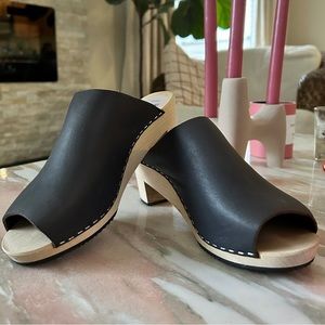 TERHI POLKKI | Navy Peep Toe Cat Clogs sz eu 38/US 7.5